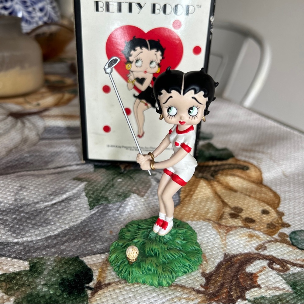 Betty Boop Golf Figure 1999 Westland #6860 with Box